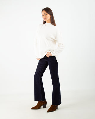 Cremefarbenes Trikot mit Rundhalsausschnitt